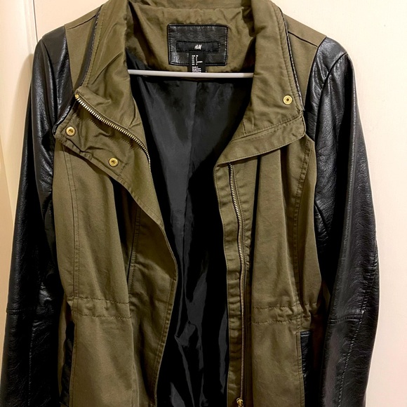 H&M Coat - Picture 1 of 3